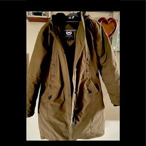 Canada goose parka size medium